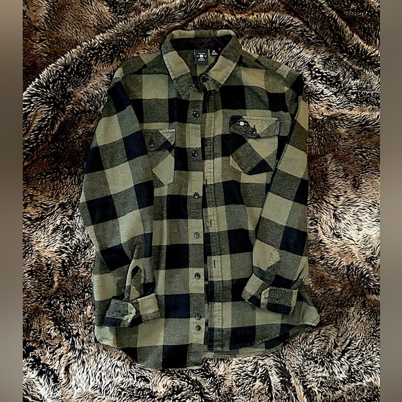 Sun Diego-Flannel Button Down-Black/OD Green Plaid-Size: M (men’s) - Picture 1 of 3